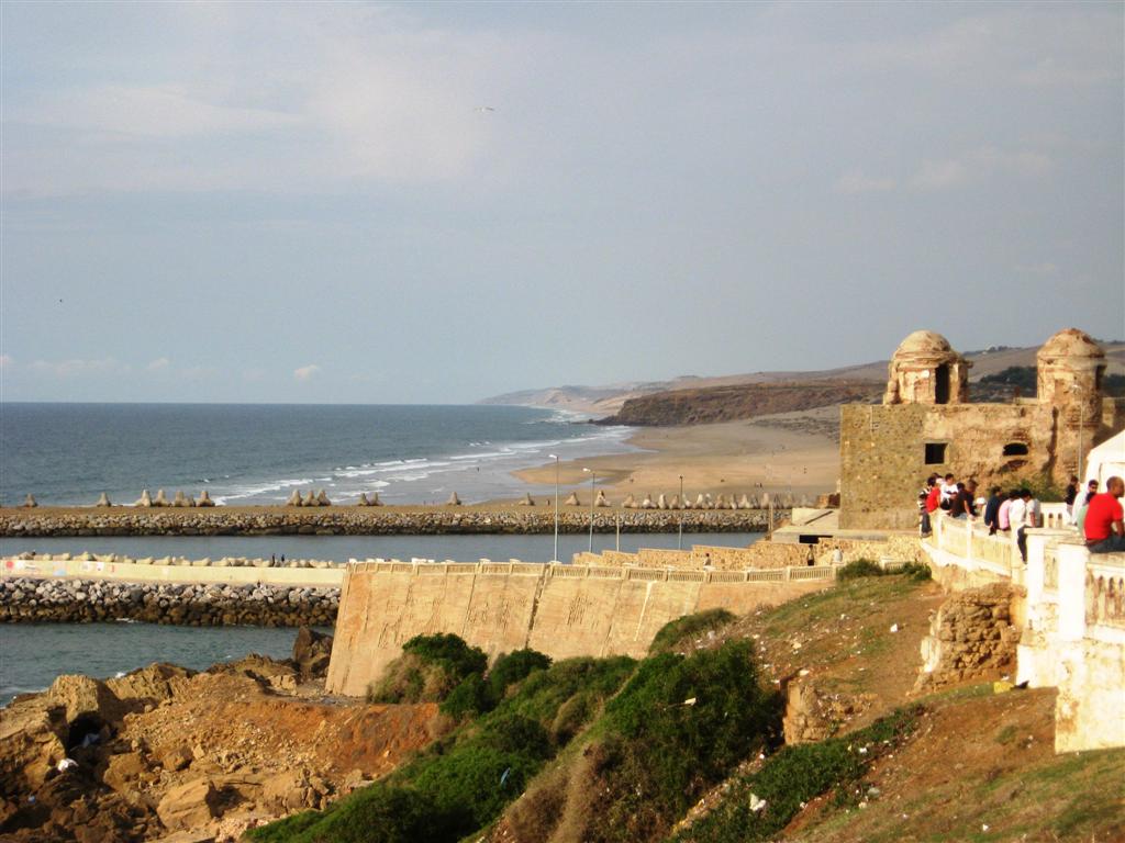 Guide of Larache, with information of things to do in Larache